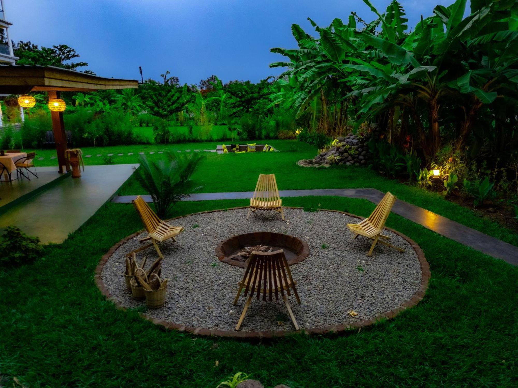 Shose Farmhouse Chalets & Campsite Moshi Exterior foto